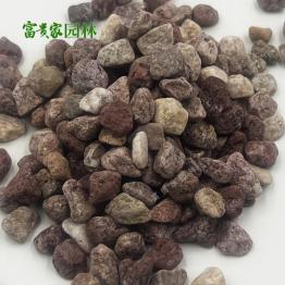 磨圆红鹅卵石 铺路用鸡血红石子 园艺地坪洗米石 造景红色砾石